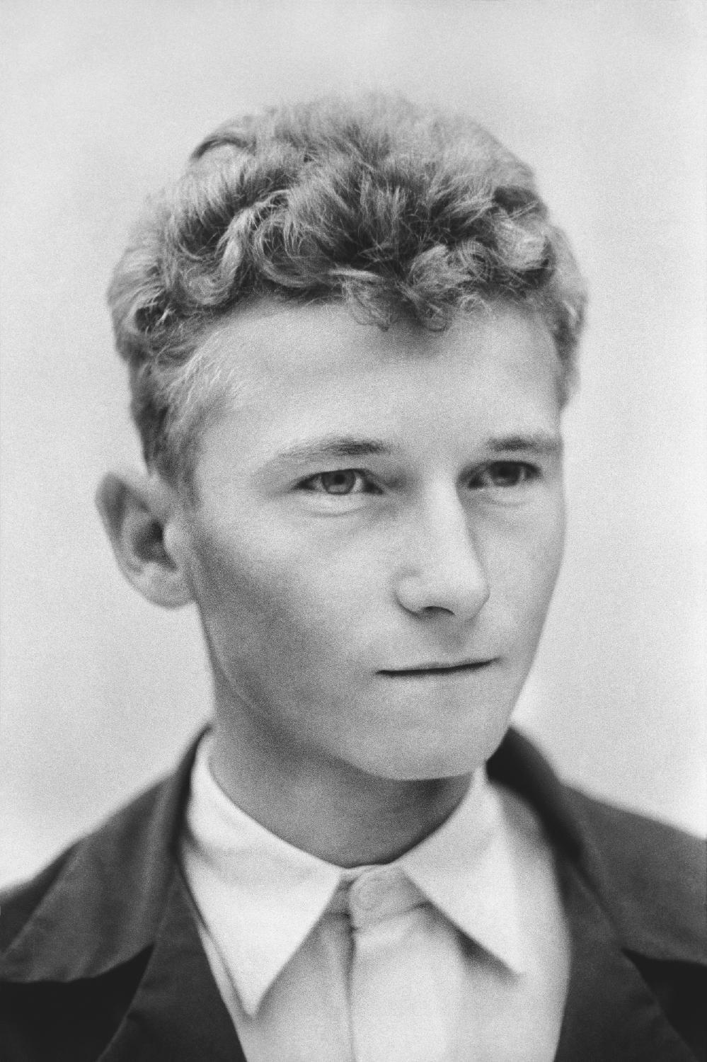 Nowa Huta portret młodego mężczyzny
