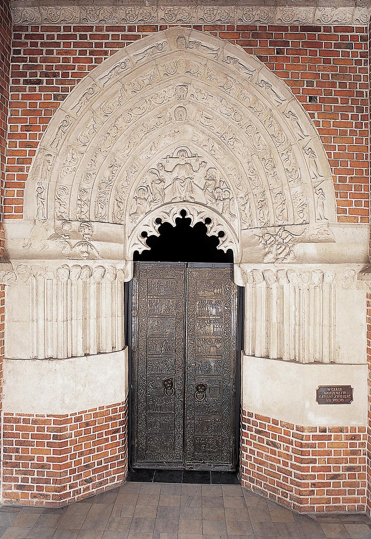 Gniezno, drzwi gnieźnienskie Gniezno – katedra pw. Wniebowzięcia Najświętszej Marii Panny i św. Wojciecha