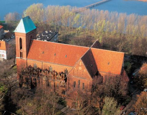 Kamień Pomorski - zespół katedralny z lotu ptaka