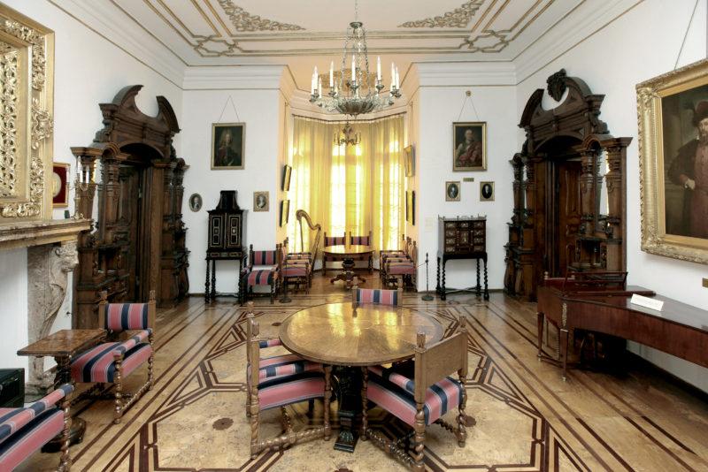 Kórnik - zespół zamkowo-parkowy.