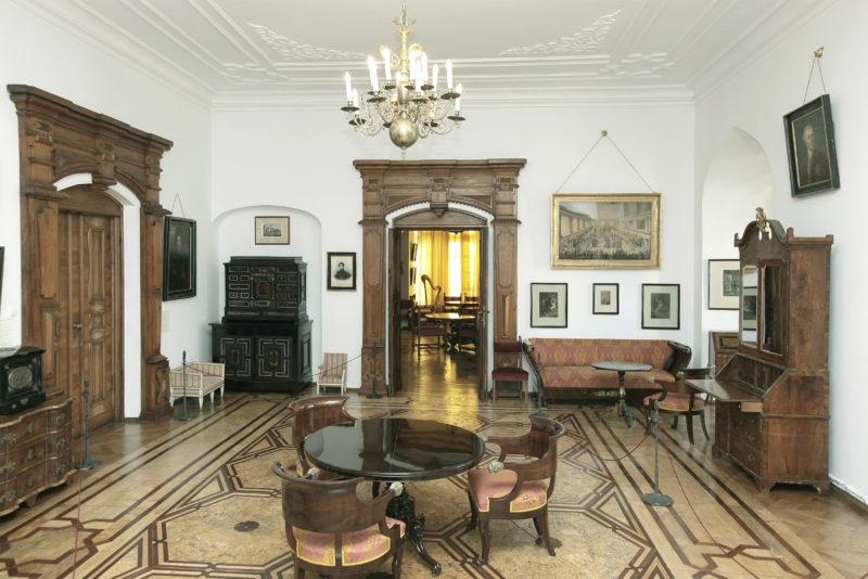 Kórnik - zespół zamkowo-parkowy.