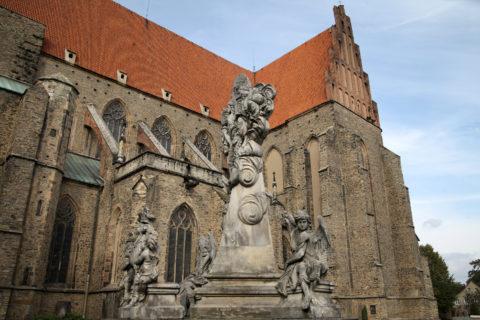 Strzegom - kościół pod wezwaniem św. św. Apostołów Piotra i Pawła.