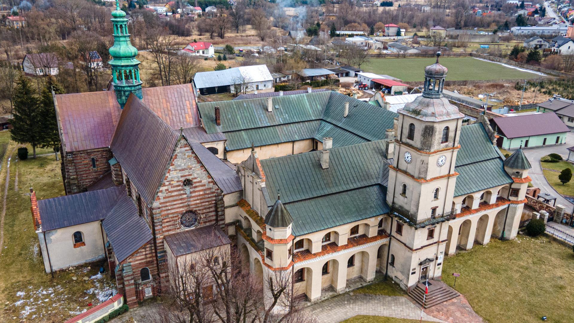 Wąchock – zespół opactwa cystersów