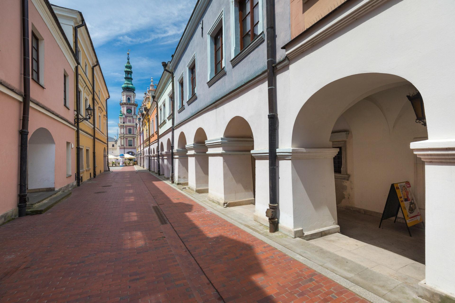 Zamość Zamość – historyczny zespół miasta w zasięgu obwarowań XIX wieku