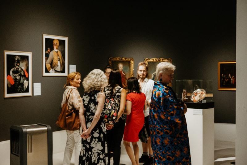 Wystawa „Szaleństwo rokoka! Fascynacja rokokiem na Śląsku (XVIII–XXI w.)" / Pawilon Czterech Kopuł, Muzeum Sztuki Współczesnej, Oddział Muzeum Narodowego we Wrocławiu.