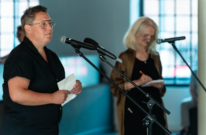 HAWA Centralne Muzeum Włókiennictwa w Łodzi, wystawa czasowa „Tak pracuje tkanina”. Wystawa jest częścią projektu Struktury przeplatania: tkanina jako materiał, metoda, nośnik realizowanego przez Centralne Muzeum Włókiennictwa w Łodzi, Wydział Sztuk Pięknych, Muzyki i Designu Uniwersytetu w Bergen w Norwegii oraz Szkołę Doktorską Akademii Sztuk Pięknych w Krakowie.