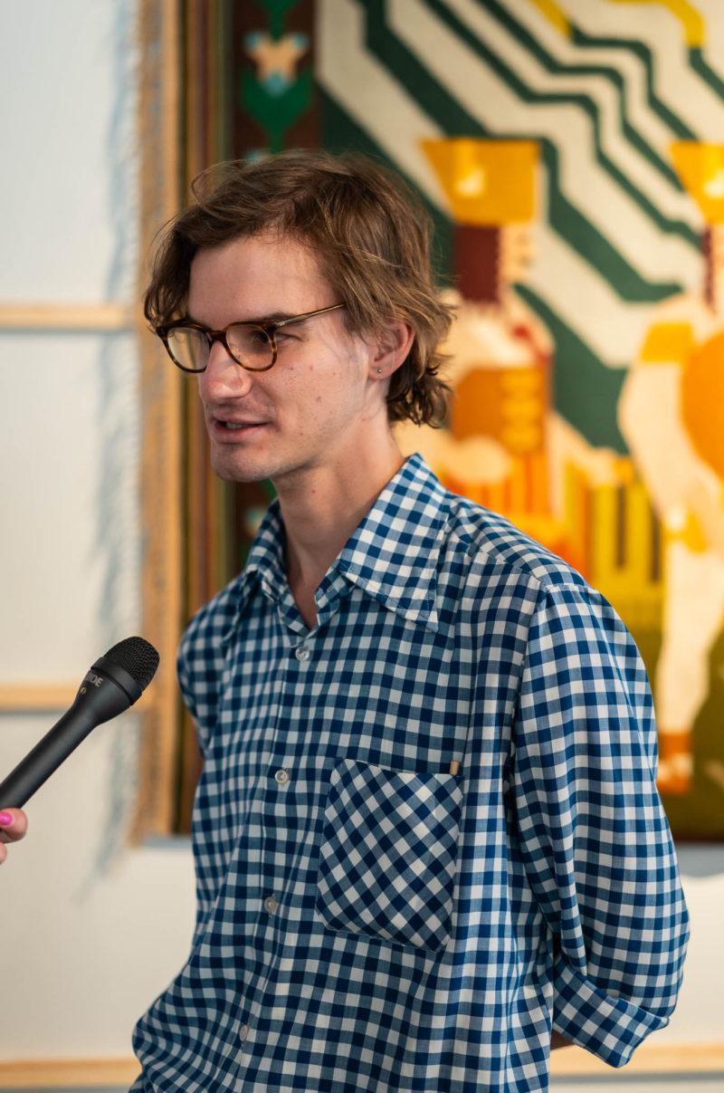 HAWA Centralne Muzeum Włókiennictwa w Łodzi, wystawa czasowa „Tak pracuje tkanina”. Wystawa jest częścią projektu Struktury przeplatania: tkanina jako materiał, metoda, nośnik realizowanego przez Centralne Muzeum Włókiennictwa w Łodzi, Wydział Sztuk Pięknych, Muzyki i Designu Uniwersytetu w Bergen w Norwegii oraz Szkołę Doktorską Akademii Sztuk Pięknych w Krakowie.