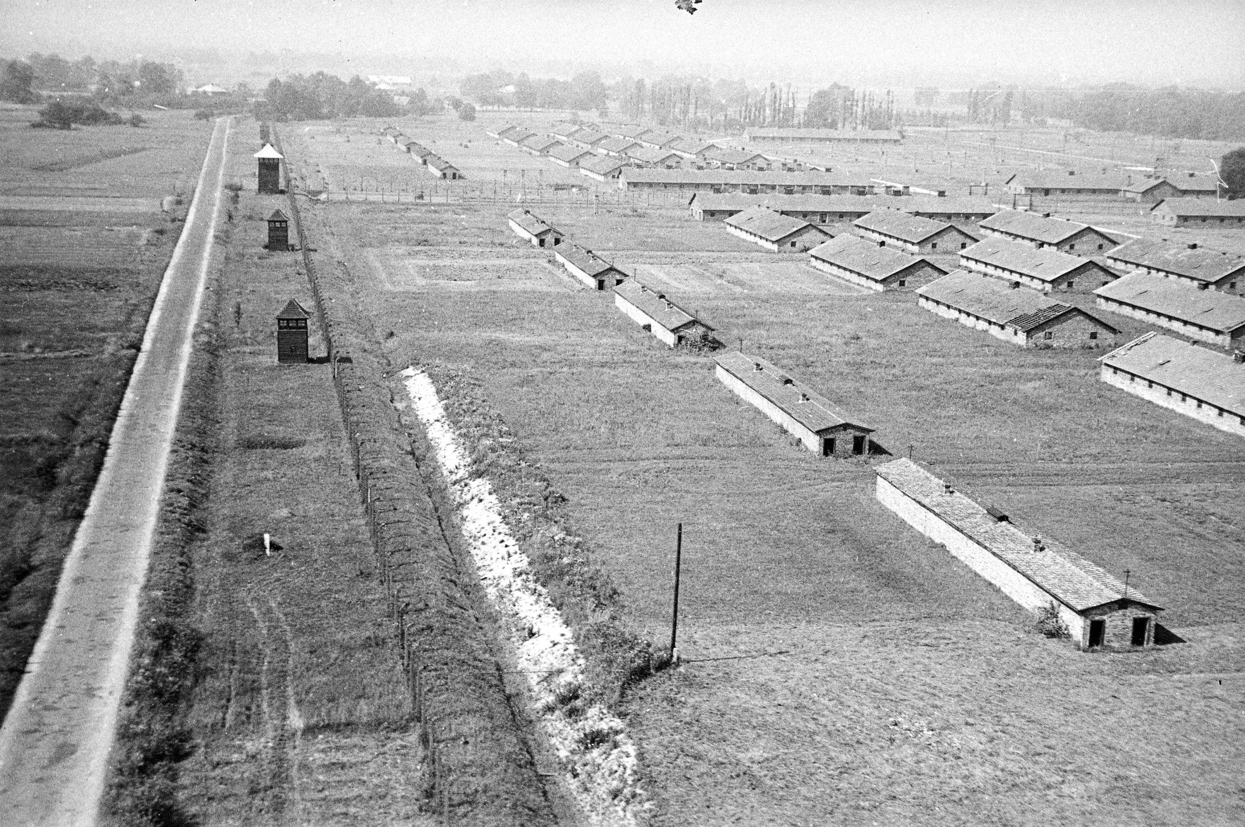 3_53_0_7_437_276303 Auschwitz-Birkenau. Niemiecki nazistowski obóz koncentracyjny i zagłady (1940-1945)