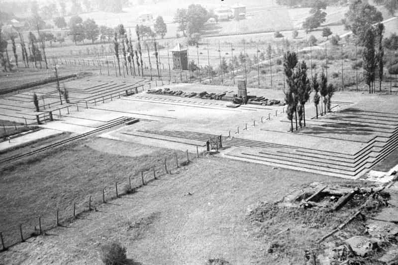 Auschwitz-Birkenau. Niemiecki nazistowski obóz koncentracyjny i zagłady (1940-1945)