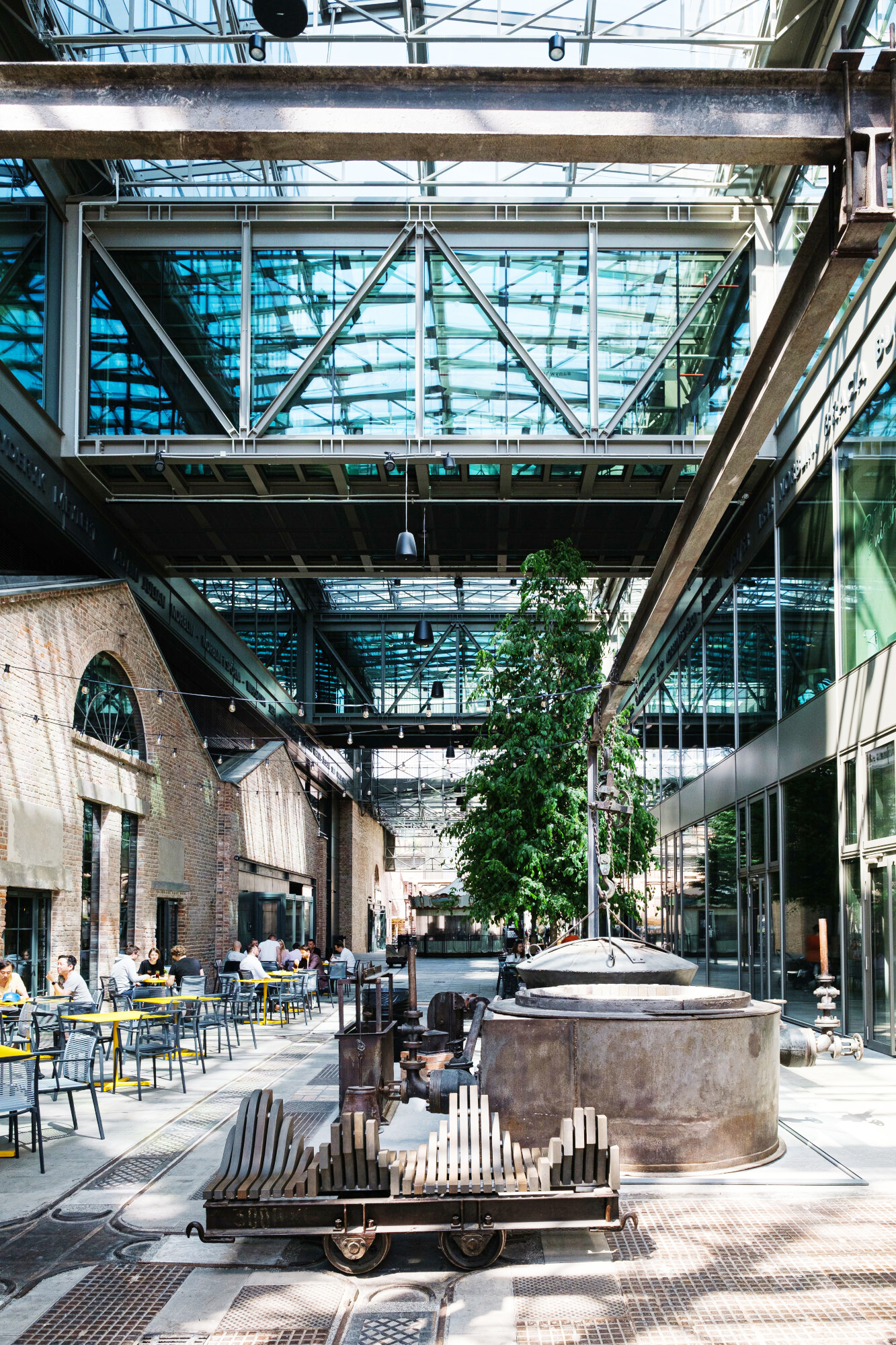 Fabryka Norblina Centrum handlowo-gastronomiczne Fabryka Norblina, Warszawa, 2022 r.