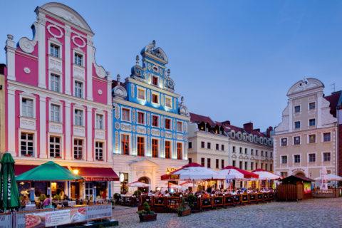 Zabytkowe kamienice na rynku w Szczecinie