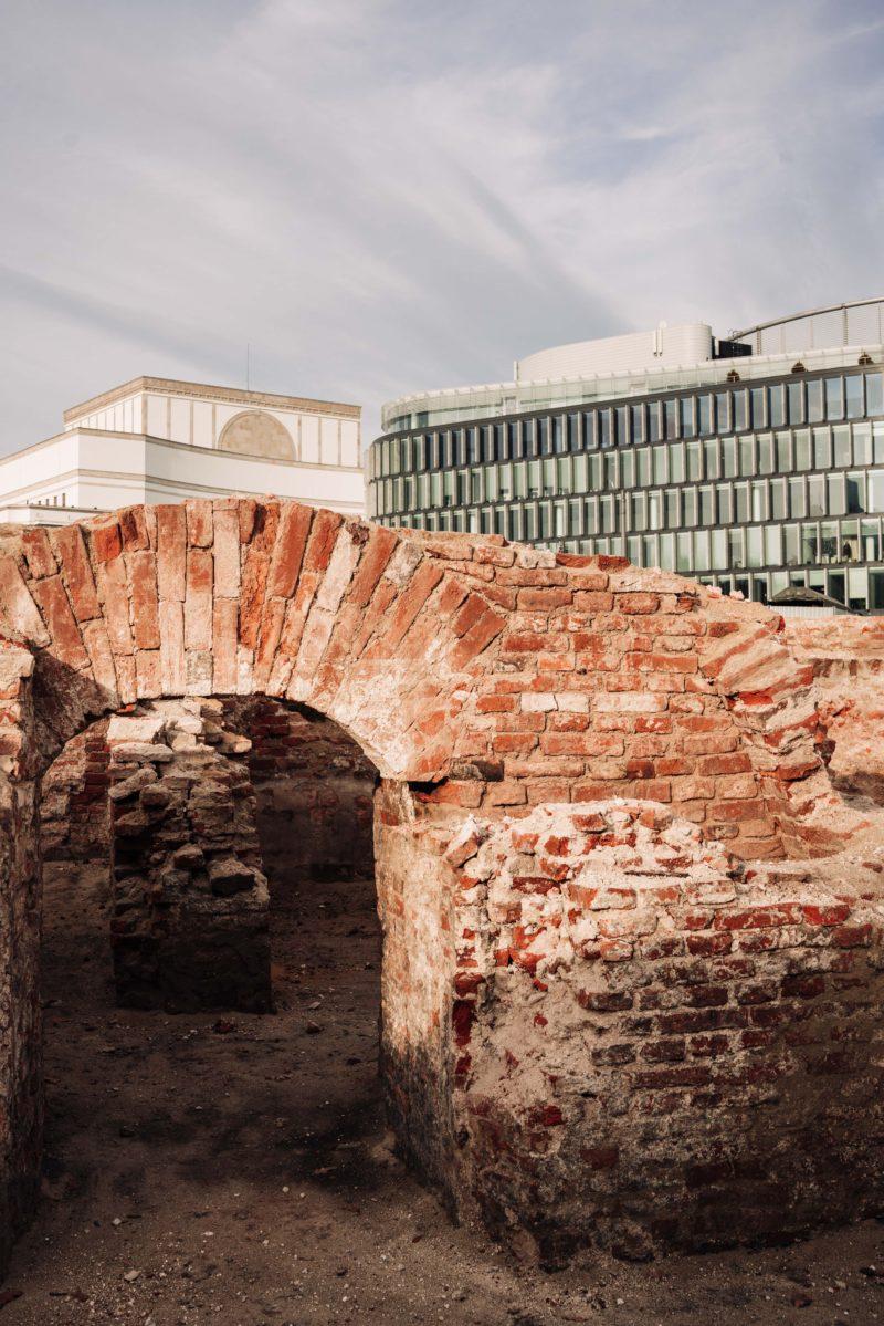 Piwnice pałacu Saskiego.