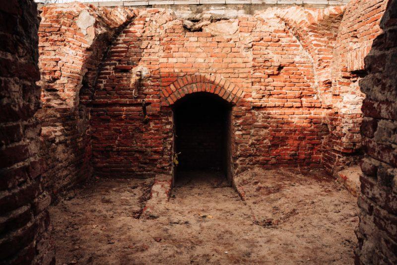 Piwnice pałacu Saskiego.