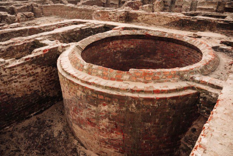 Piwnice pałacu Saskiego.