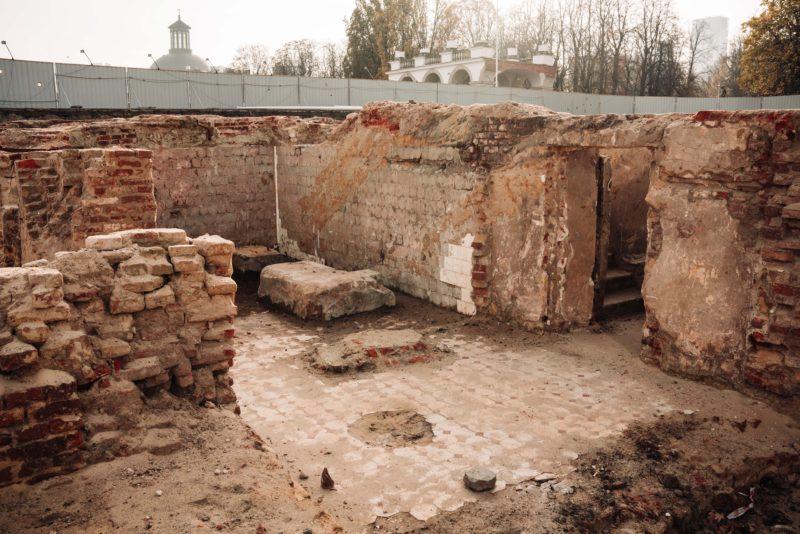 Piwnice pałacu Saskiego.