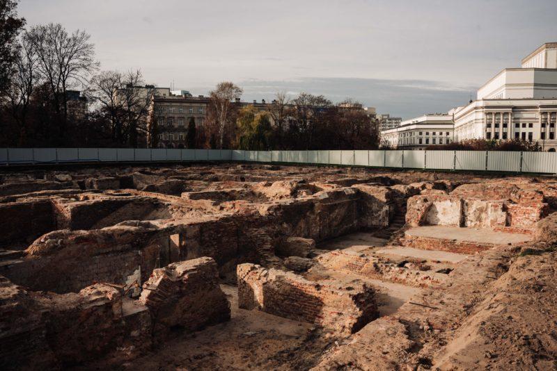 Szyb pierwszej w stolicy windy