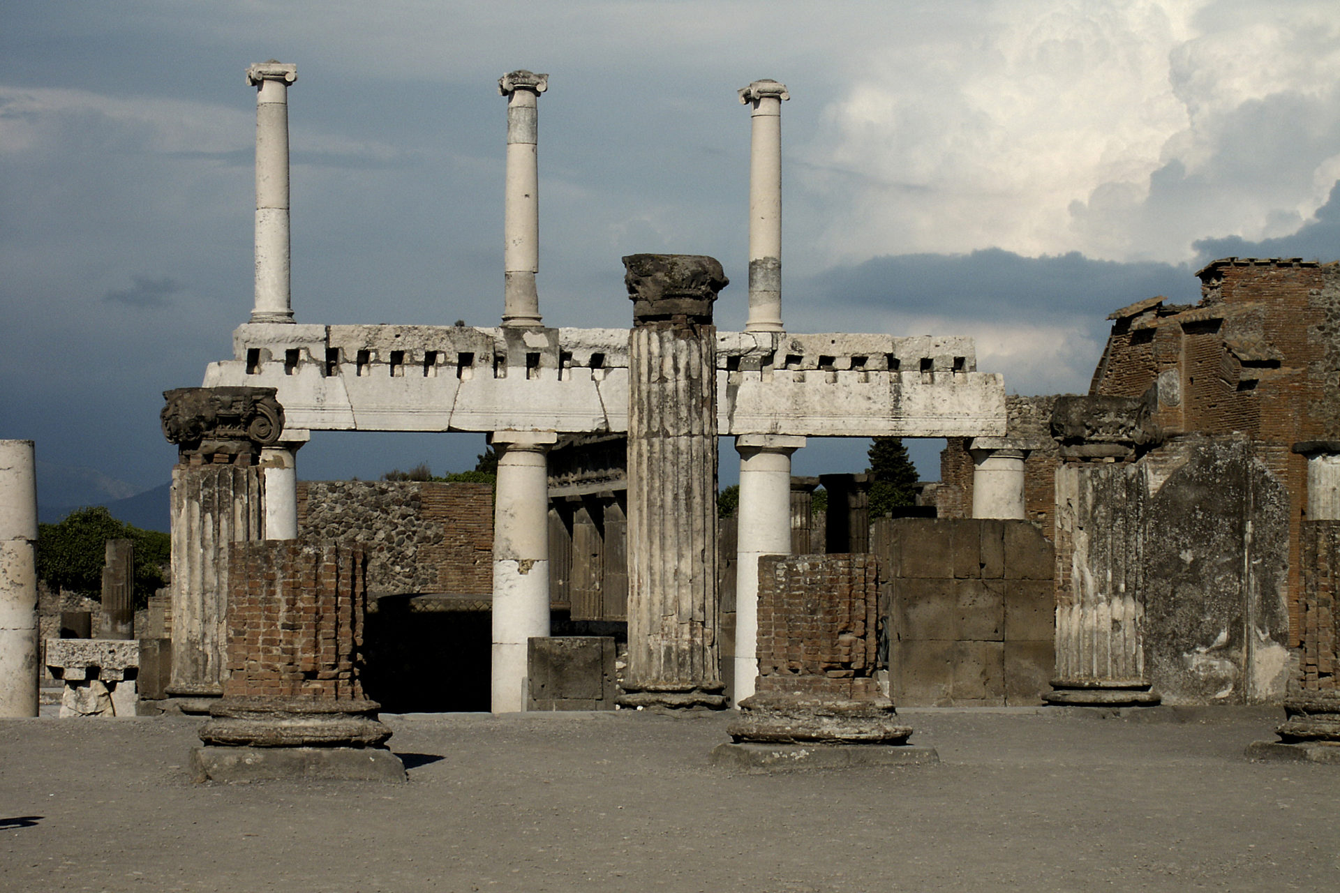 Pompeje - starozytnsc odkopana spod popiolow Pompeje, Włochy, 2005 r.