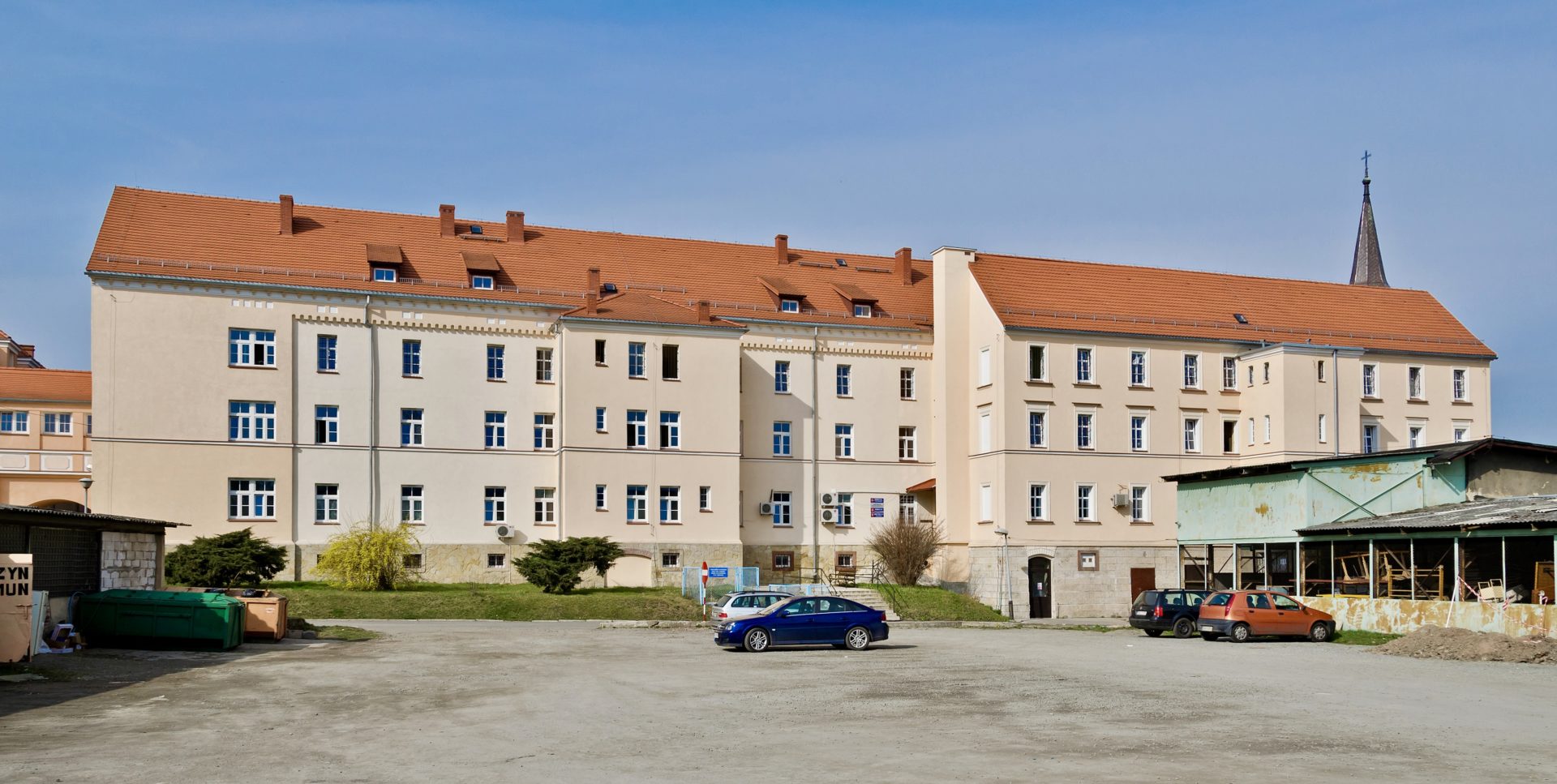 2014_Szpital_w_Kłodzku,_oddział_płucny_01 Szpitale mogą być piękne