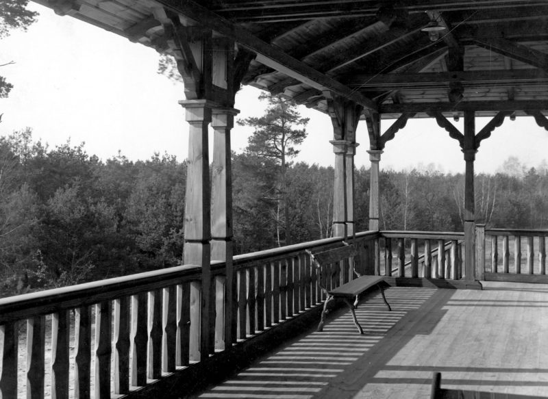 PIC_1-K-1534-4 Podkowa Leśna, czyli świat