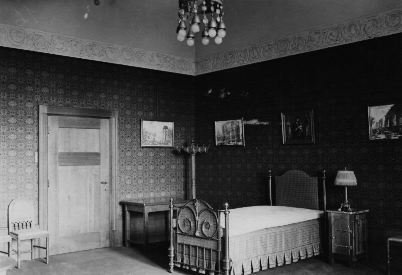 Pokoje dla Hitlera – powaga i swojskość