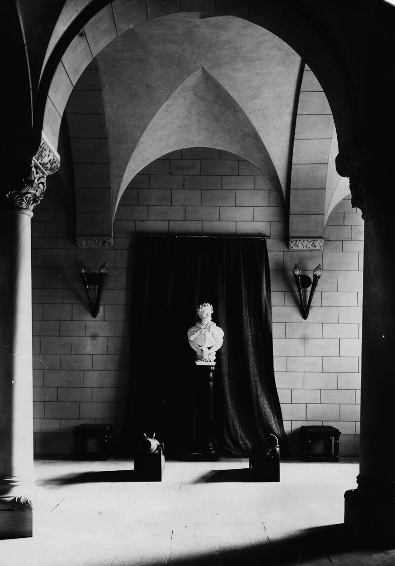 Pokoje dla Hitlera – powaga i swojskość