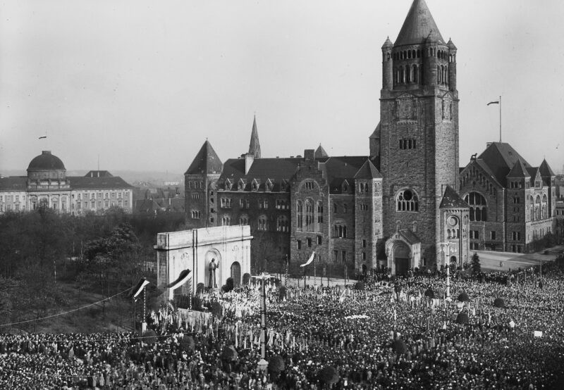 Pokoje dla Hitlera – powaga i swojskość