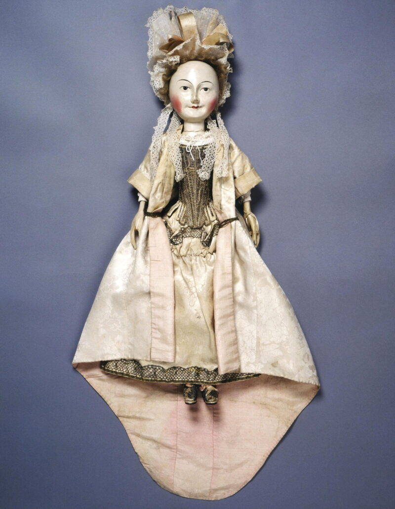 2006AM5096 Pandory – emisariuszki mody