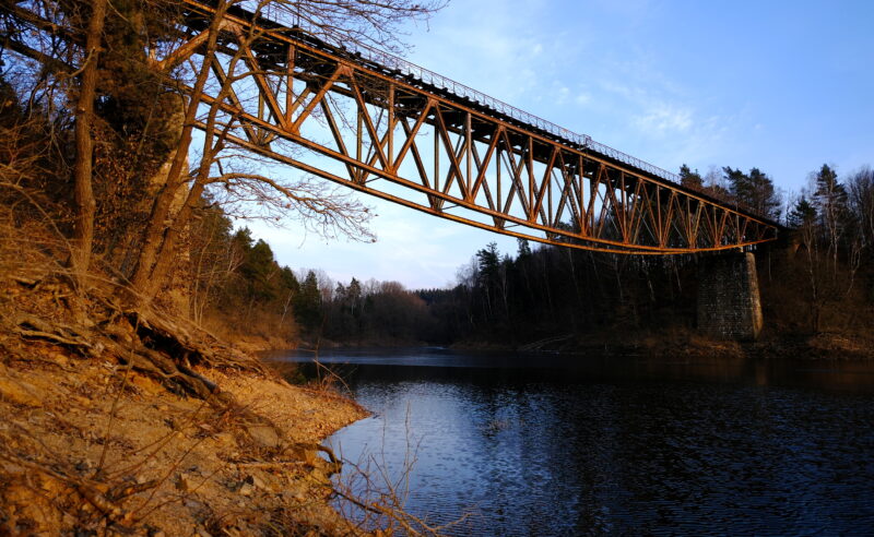 08.02.2025 Pilchowice . Most kolejowy .Fot. Maciej Murański Pociąg do Hollywood