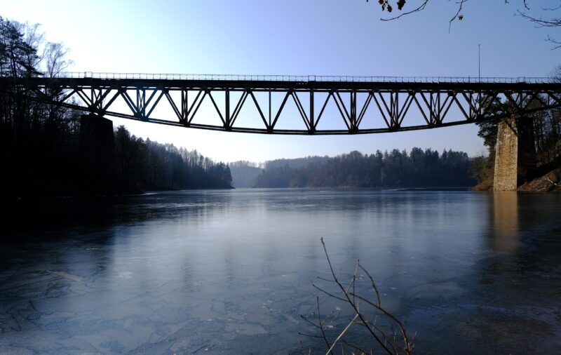 08.02.2025 Pilchowice . Most kolejowy .Fot. Maciej Murański Pociąg do Hollywood