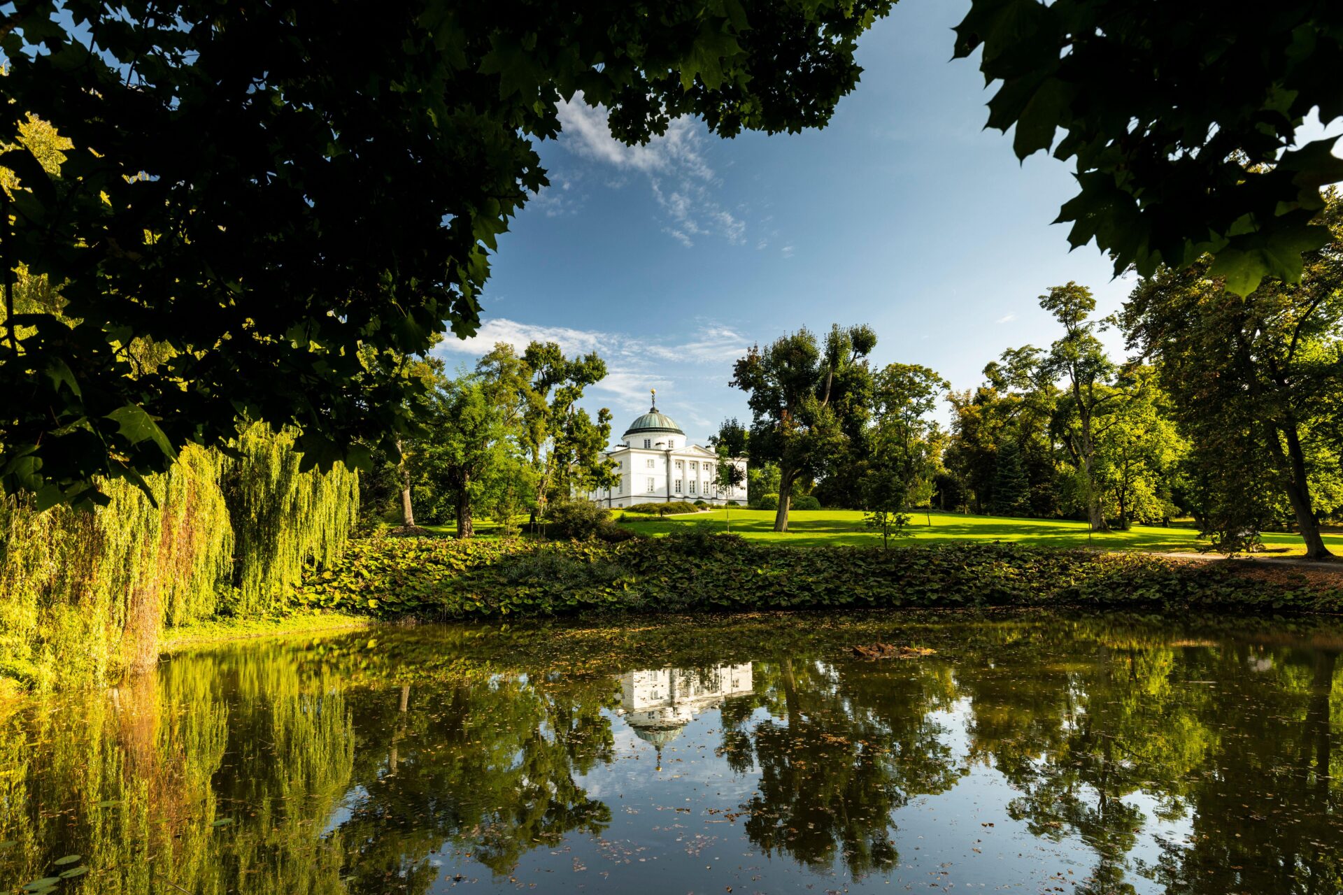 Europe, Poland, Kuyavian-Pomeranian Voivodeship, Palace in Lubostron Lubostroń – zespół pałacowo-parkowy