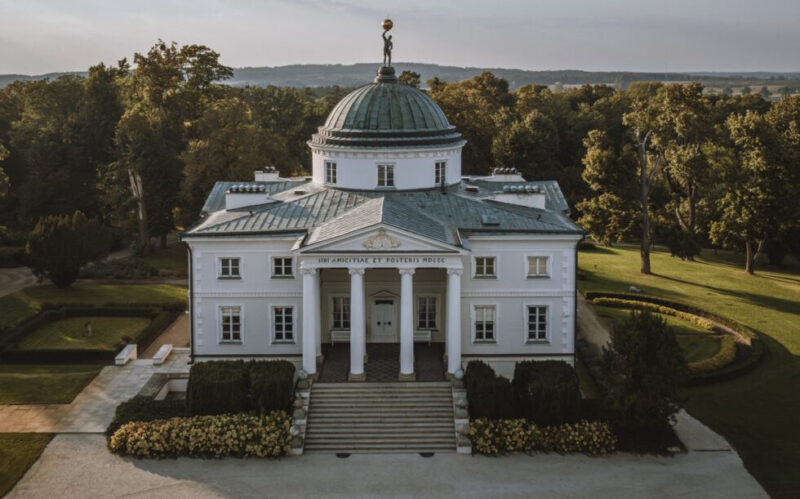 Lubostroń &#8211; zespół pałacowo-parkowy