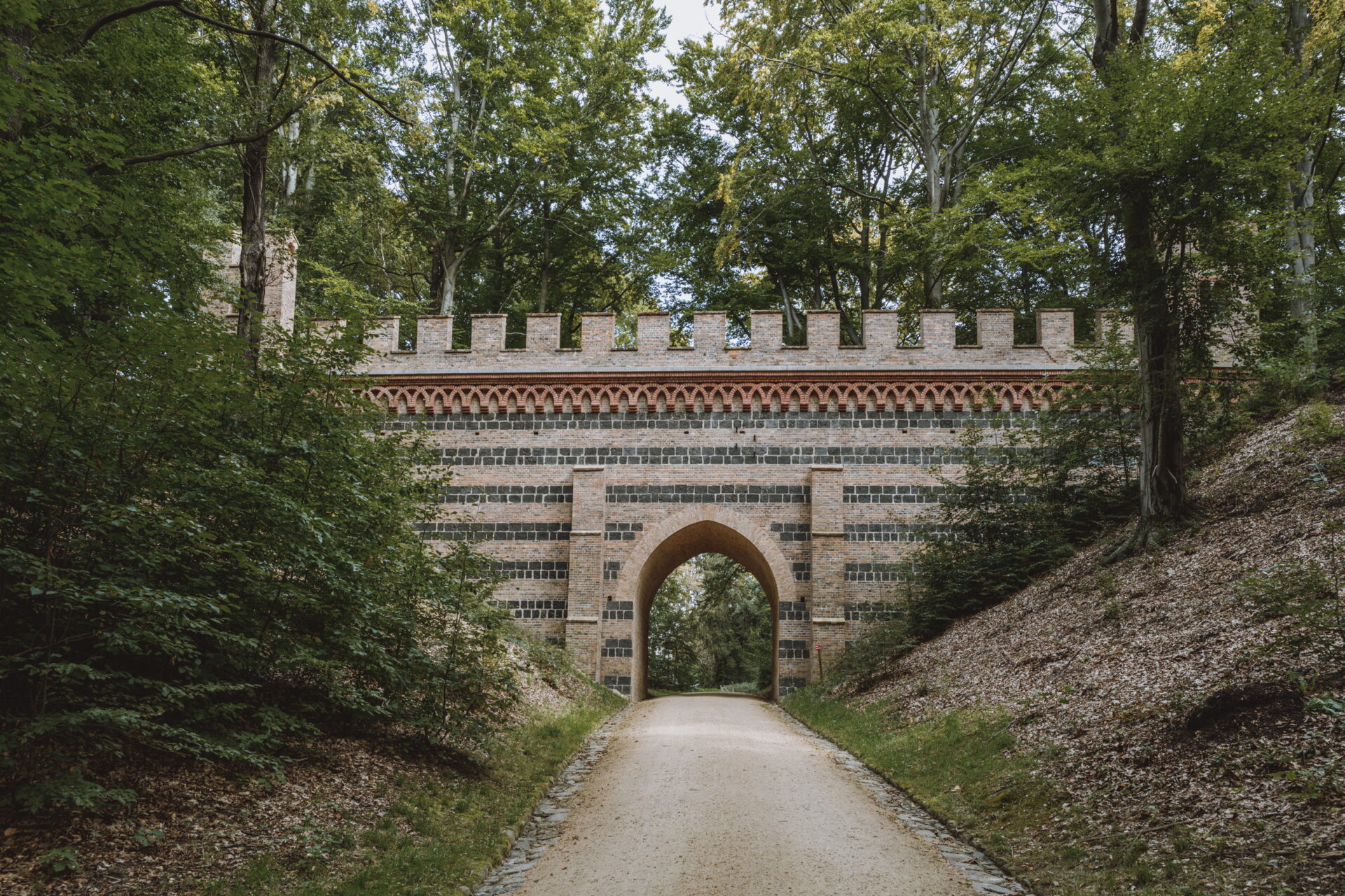 Park Mużakowski Dziewczyna bez imienia