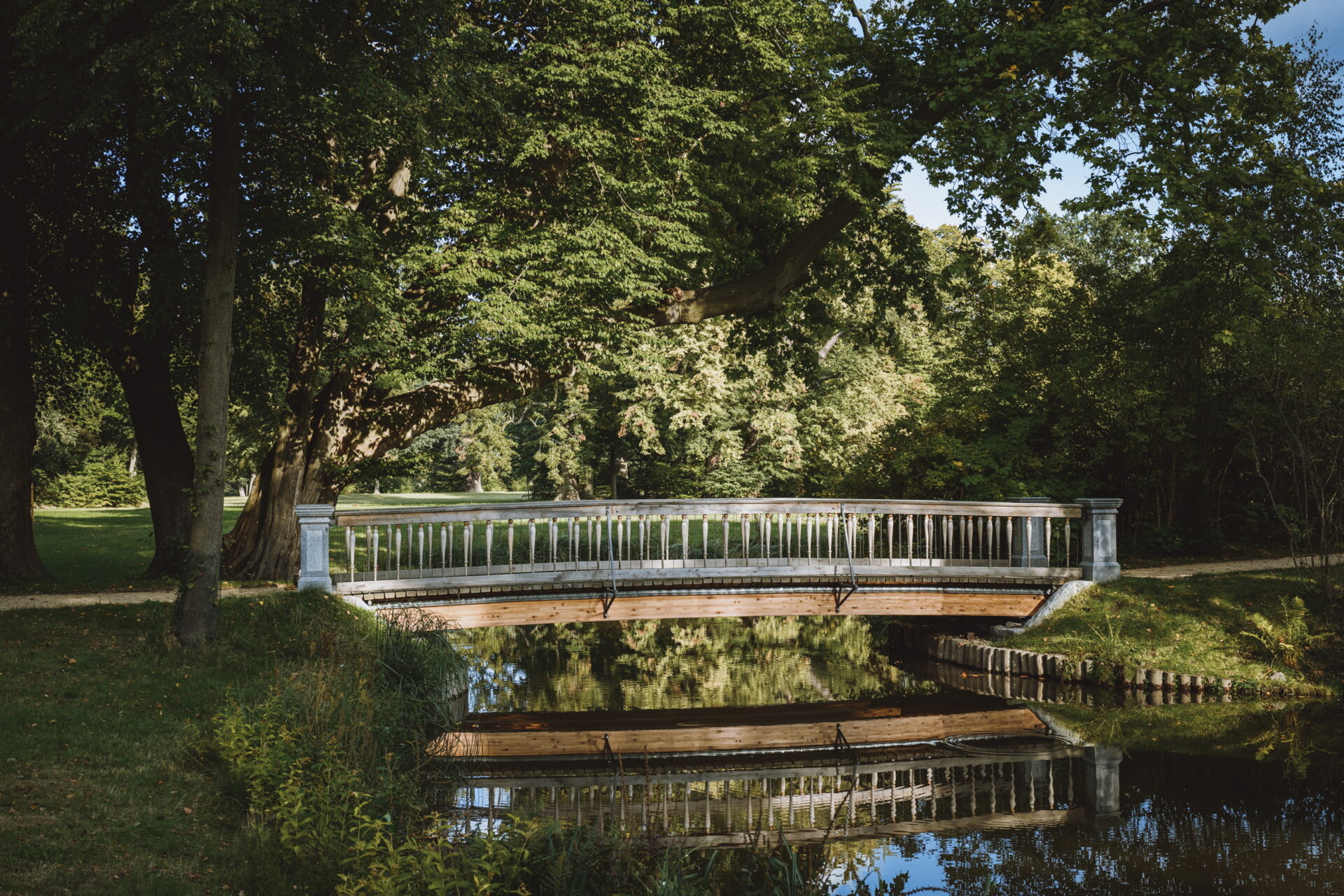 Park Mużakowski Dziewczyna bez imienia