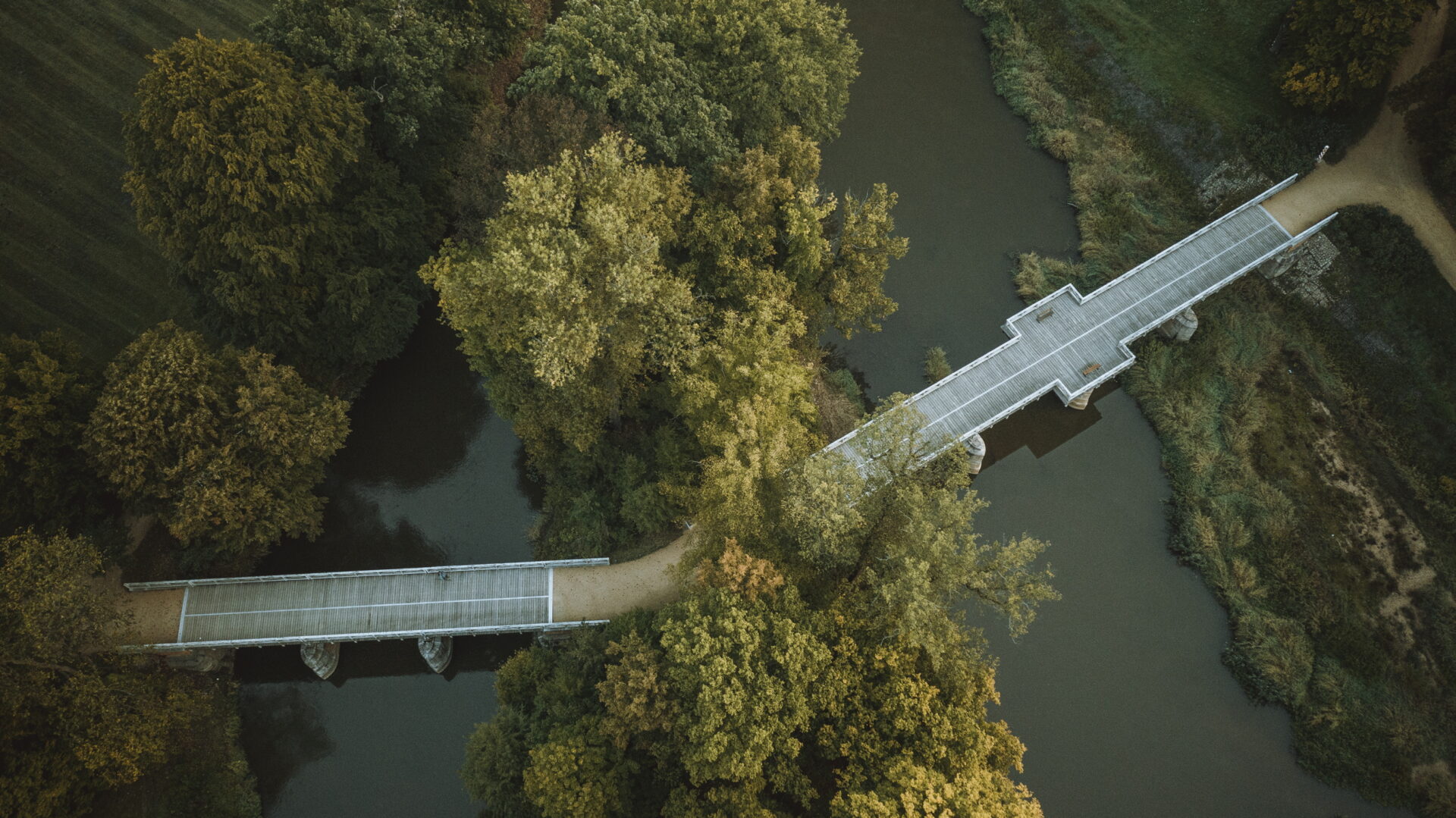 Park Mużakowski Dziewczyna bez imienia