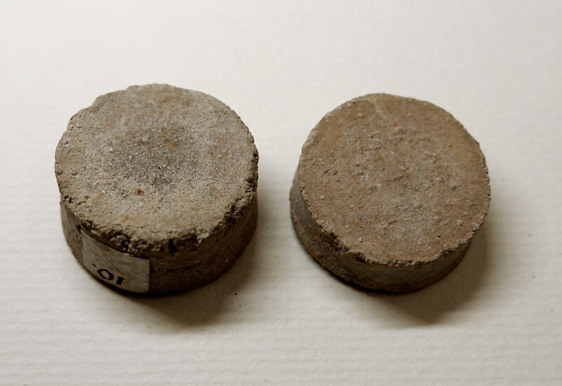 MWR 555 i MWR 565 - Legnica (2)___OBR Pastylki terra sigillata Lignicensis (Legnica) ze zbiorów Muzeum Porcelany w Wałbrzychu