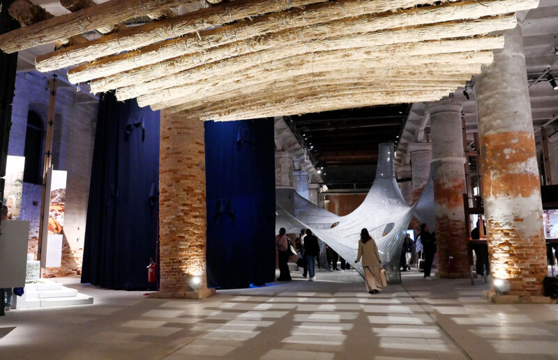 Wystawa główna na Biennale Architektury 2025 w Wenecji Fot. Ignacy H. Szpetowski