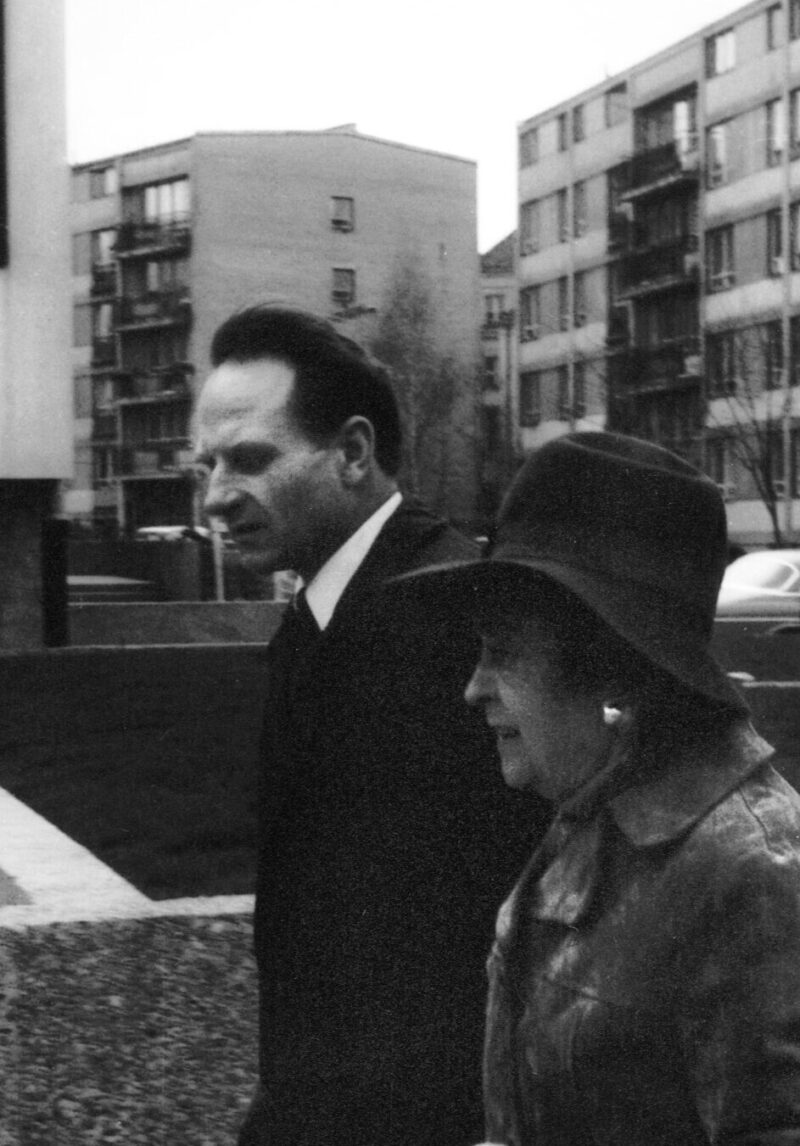 Białoszewski, świątki, ikony i dworek Konopnickiej