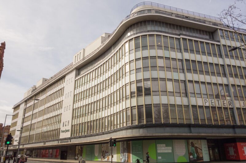 Świątynie handlu epoki niedoborów