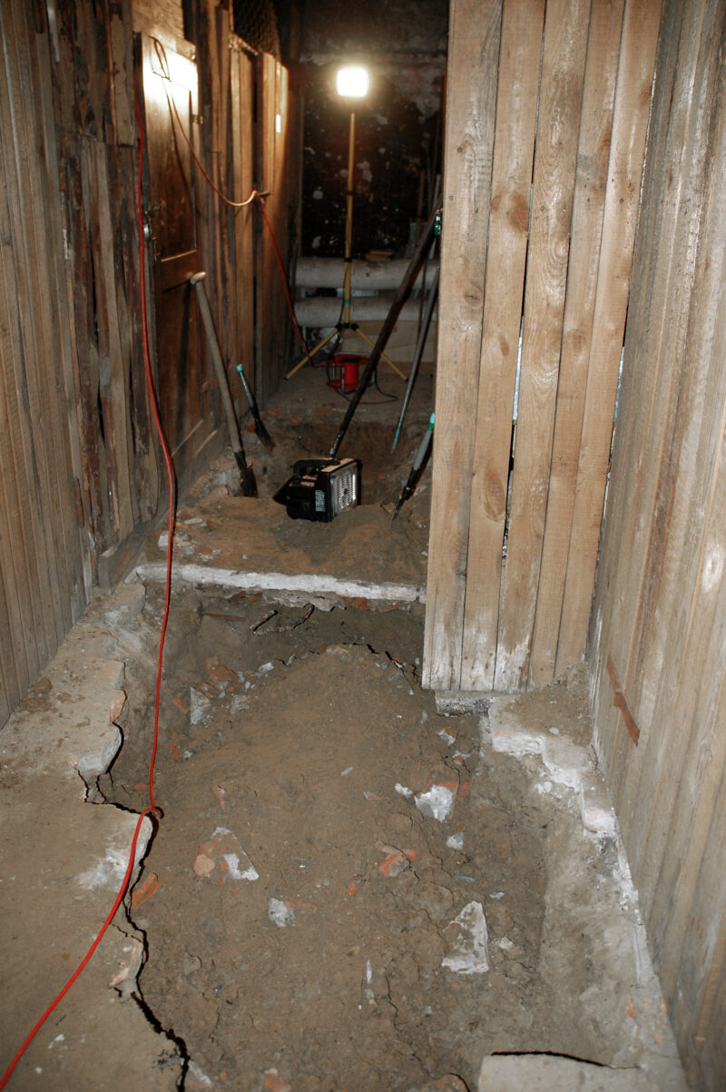 DSC_0177__OBR Skrytka odkryta w budynku przy ul. Jaworzyńskiej