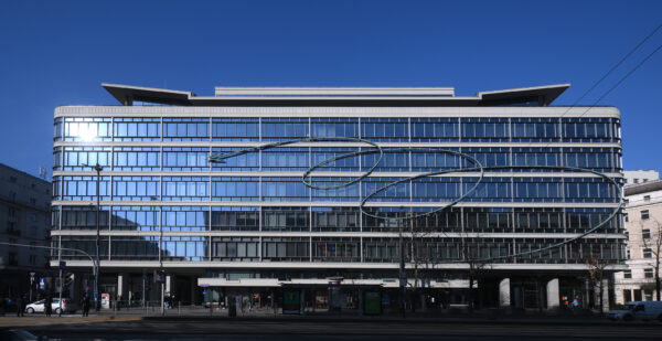 Fasada dawnego domu Towarowego Smyk. Warszawa, luty 2025 r.