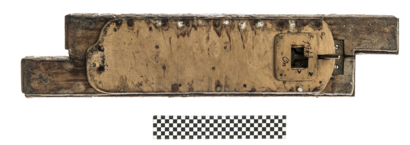 _MPW9605__OBR Klapa skrytki z mieszkania przy ul. Polnej