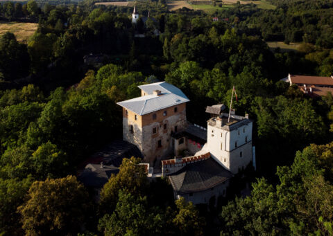 Zamek Korzkiew, sierpień 2024 r.