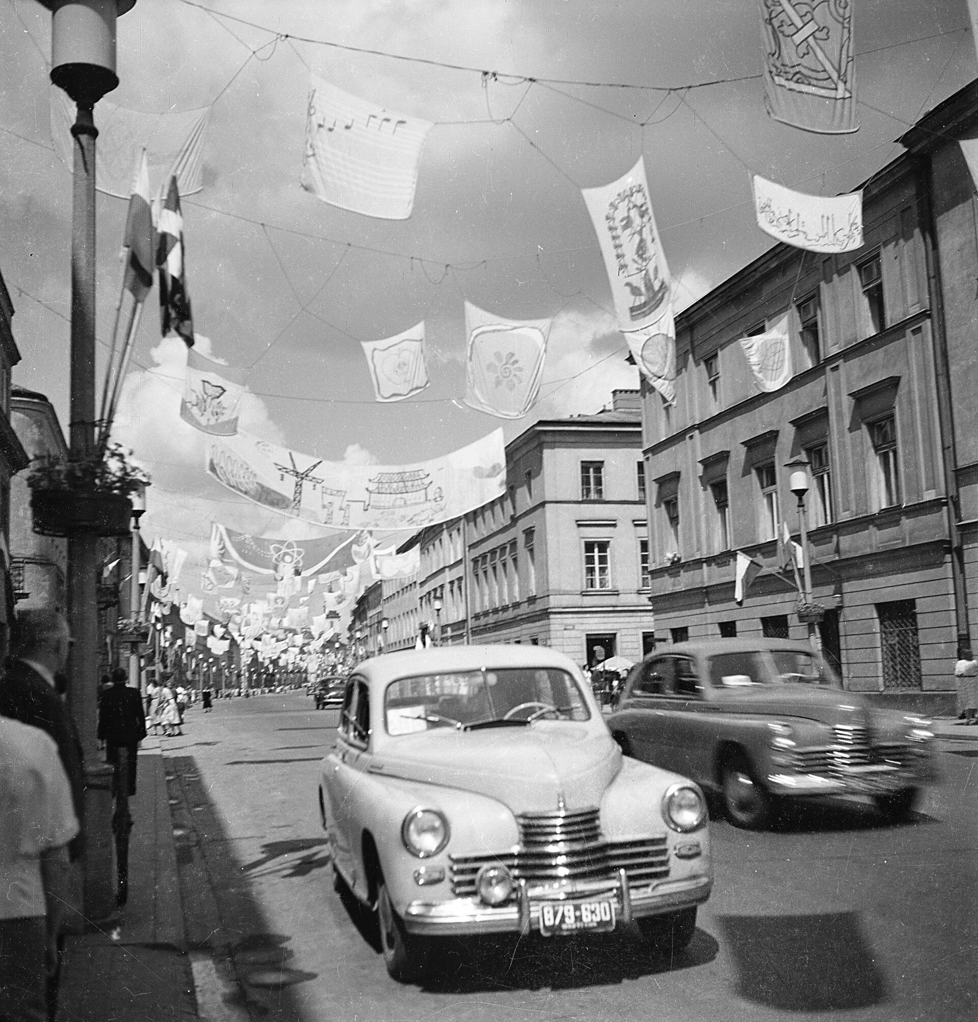 PIC_51-370-20 V Światowy Festiwal Młodzieży i Studentów. Warszawa, sierpień 1955 r.