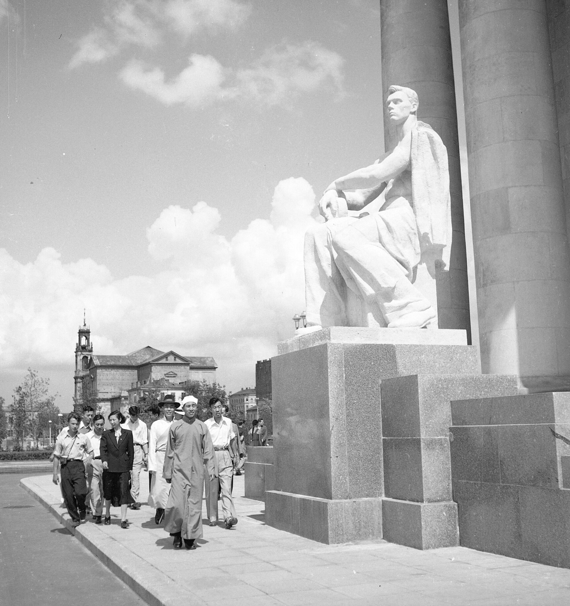 PIC_51-374-12 V Światowy Festiwal Młodzieży i Studentów. Warszawa, sierpień 1955 r. Fot. Zbyszko Siemaszko / NAC
