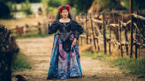 Katarzyna Herman jako Zofia Adamczewska, w drugiej serii serialu „1670”