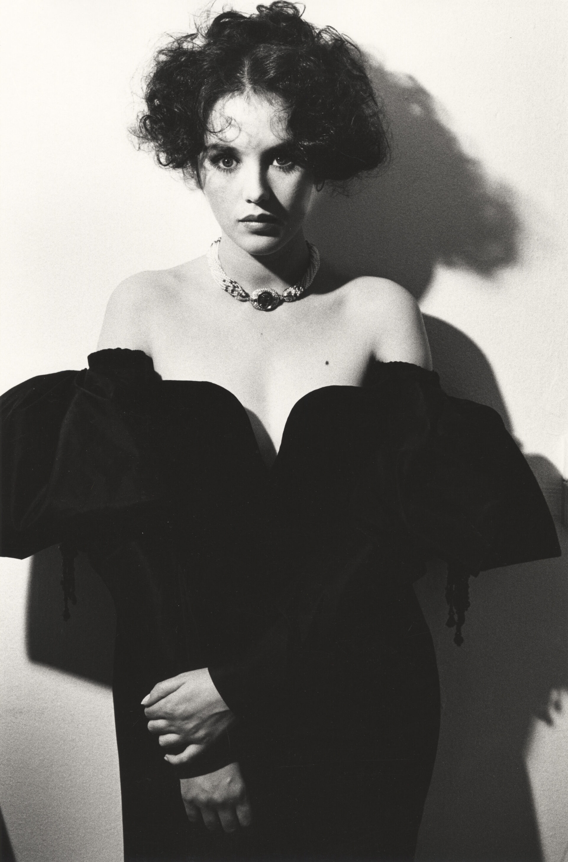 Alice Springs, Isabelle Adjani, Paris 1980, copyright Helmut Newton Foundation Stolica analogów