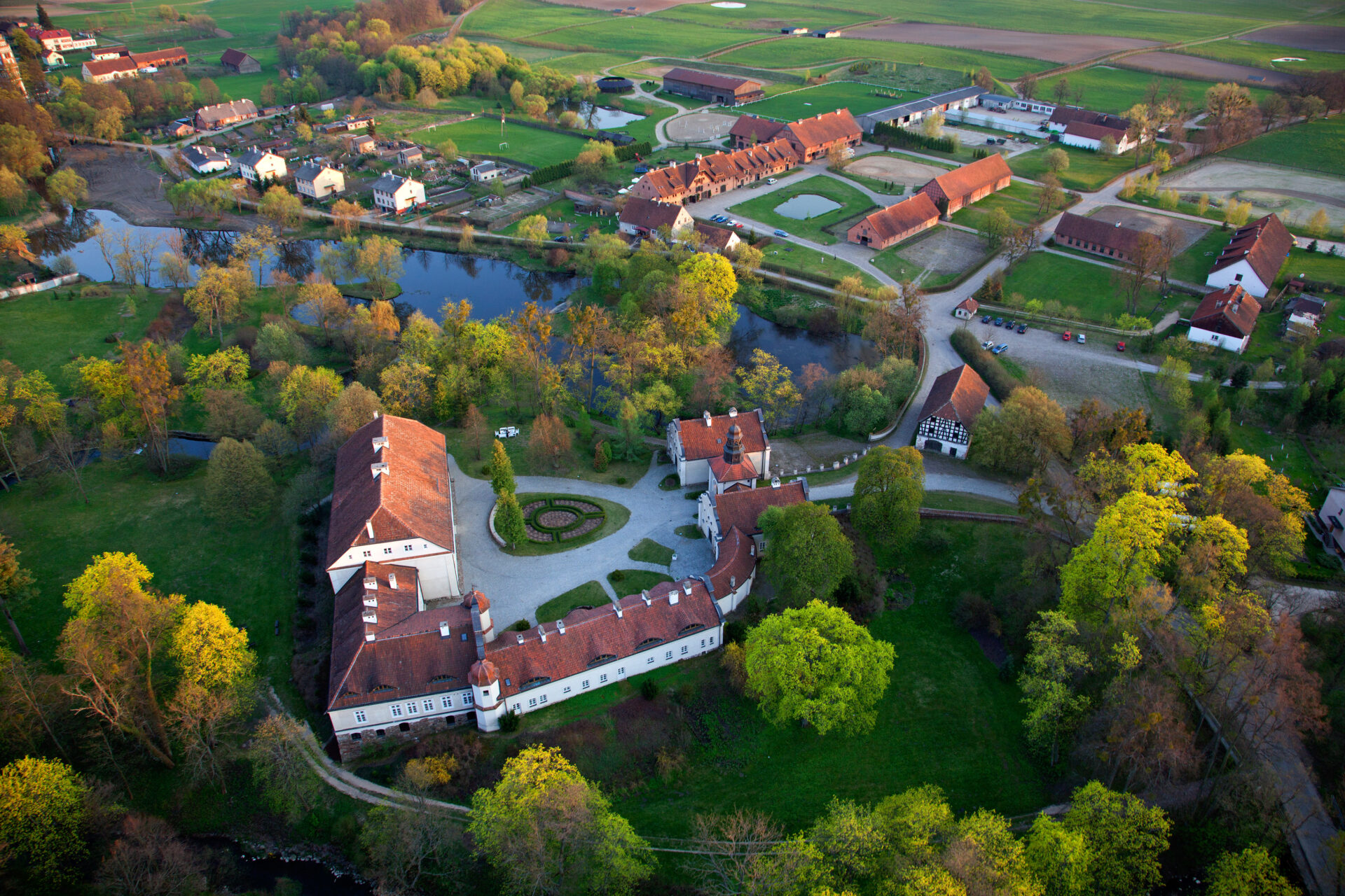 Lotnicze, PL, warm-maz. Palac w Galinach. Pałc i folwark w Galinach