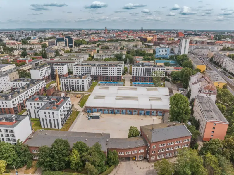 fot. Maciej Lulko dla PFR Nieruchomości (2) Hala przy ul. Kolejowej –przyszła siedziba BWA. Wrocław, współcześnie