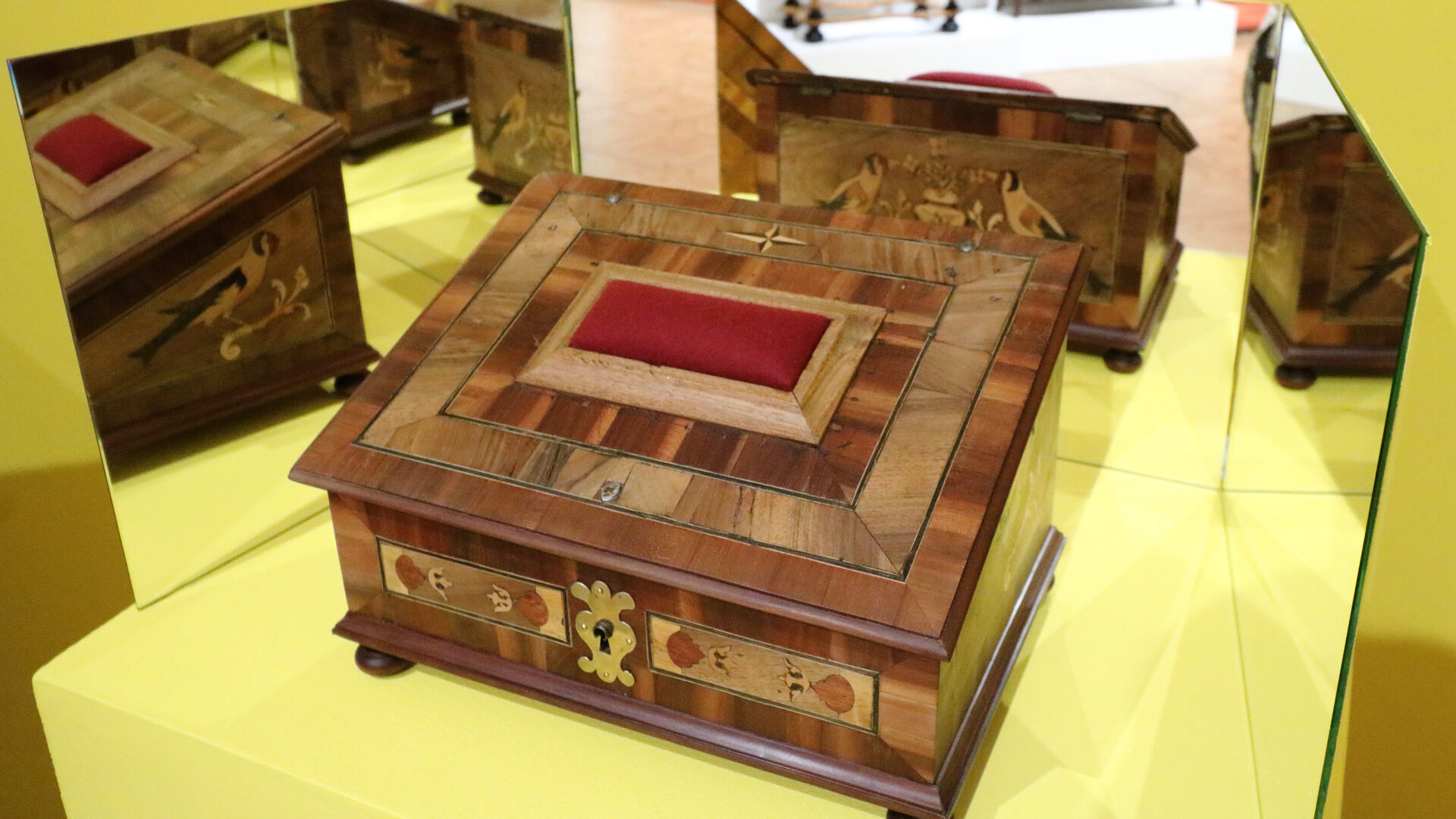 Mityczne polskie meble