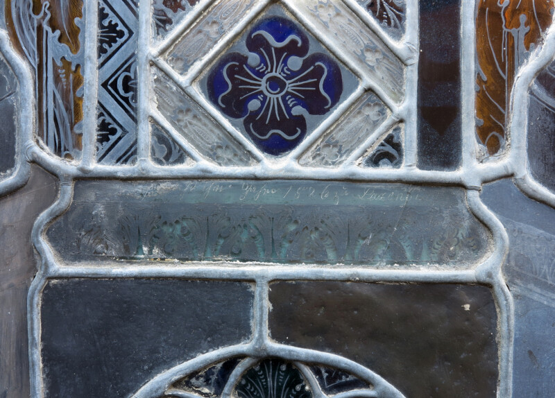 inskrypcja na witrażu Johanna Prechtla, 1826 Inskrypcja na witrażu Johanna Prechtla, 1826 r. – ze zbiorów Muzeum Architektury we Wrocławiu